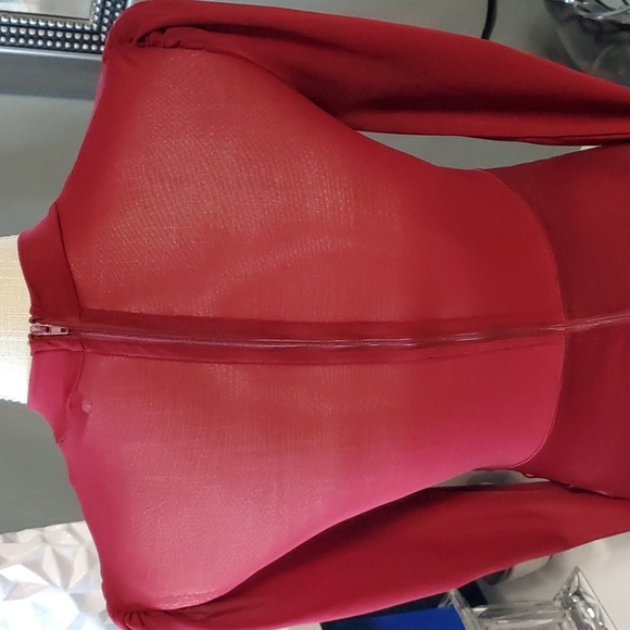 NWOT BEAUTIFUL RED DRESS 💃 - Picture 8 of 10